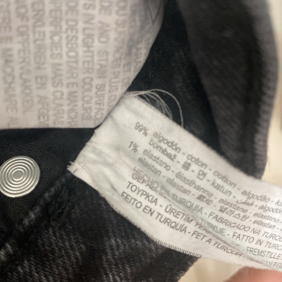 •Zara•High Waist Raw Hem Denim - Picture 8 of 12